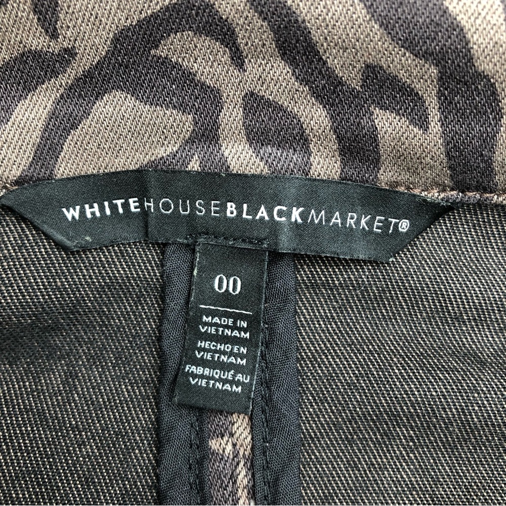 ⭐️NEW⭐️White House Black Market (WHBM) Zebra Print Denim Jacket - Picture 6 of 8